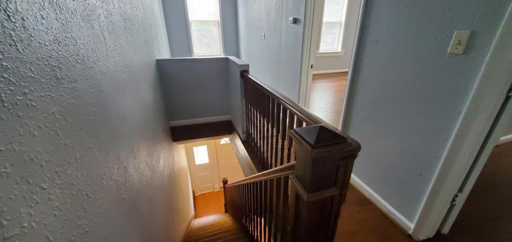 4135 S Compton Ave - Photo 4 of 27