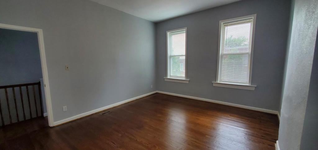 4135 S Compton Ave - Photo 5 of 27