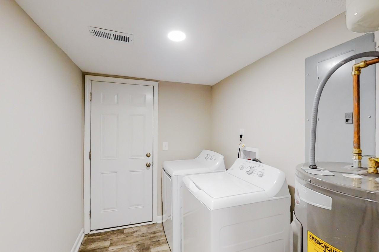 Bellwood Ln - Photo 6 of 12