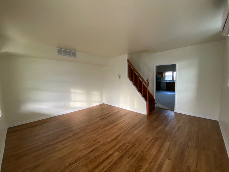 8 N Main St - Photo 2 of 16