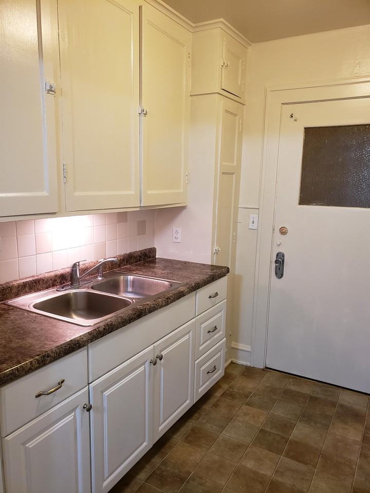 4459 N. Oakland Ave3A #3A - Photo 3 of 18