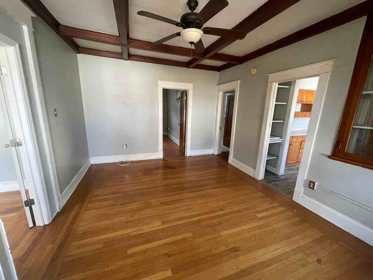 42 Ten Eyck Ave #5 - Photo 2 of 8