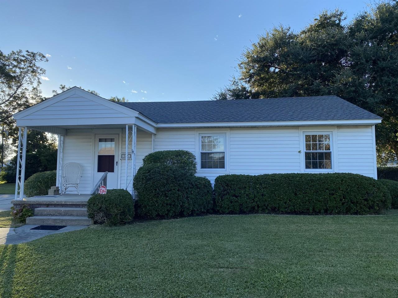 905 N 20th St #1 - Photo 2 of 30