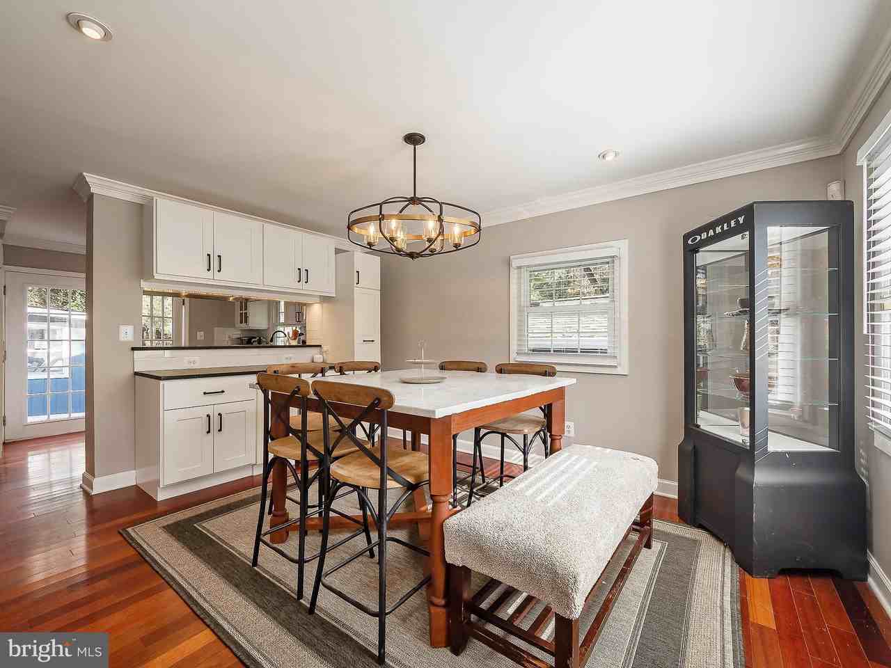 4201 Garrett Park Rd - Photo 3 of 50