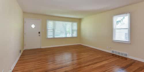 1159 W Marion St #2 - Photo 2 of 6