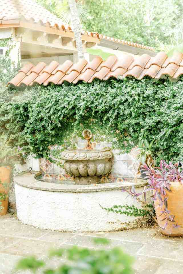 2465 E Cloverdale Park #1 - Photo 3 of 23