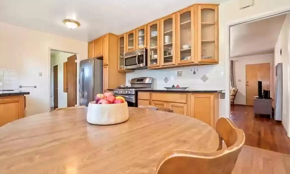 28 Lytle St - Photo 2 of 11