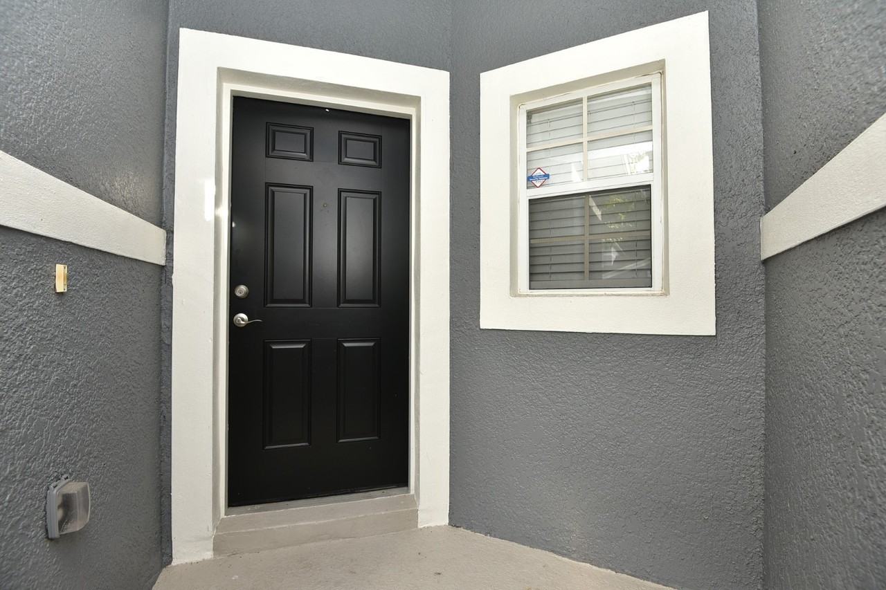 1603 Travertine Ter - Photo 2 of 41