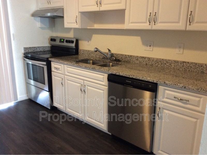 7450 35th St N #804 - Photo 4 of 6