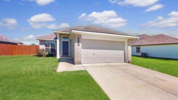 featured image of 812 Mockingbird St