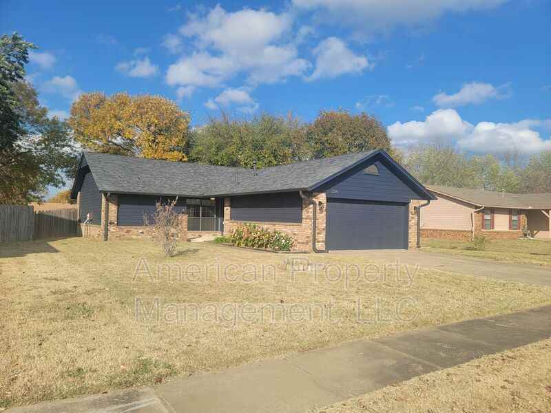 2100 W Honolulu St - Photo 3 of 30