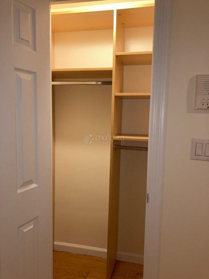 850 Amsterdam Ave #3G - Photo 3 of 7