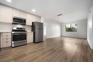 301 E Jeanette Ln - Photo 1 of 1