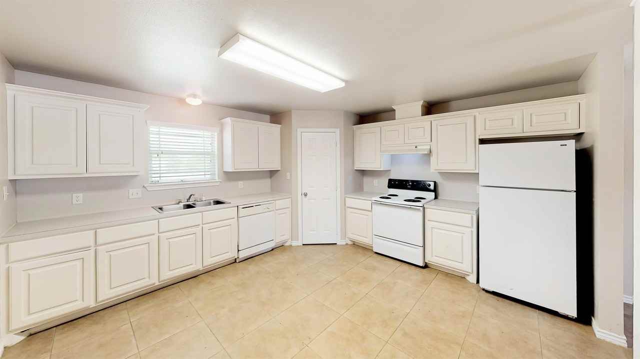 9904 Riskys Ranch Dr #9904 - Photo 4 of 22