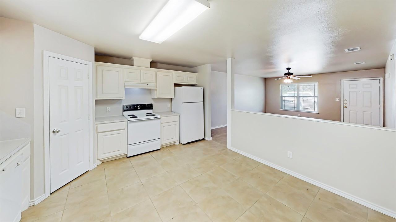 9904 Riskys Ranch Dr #9904 - Photo 5 of 22