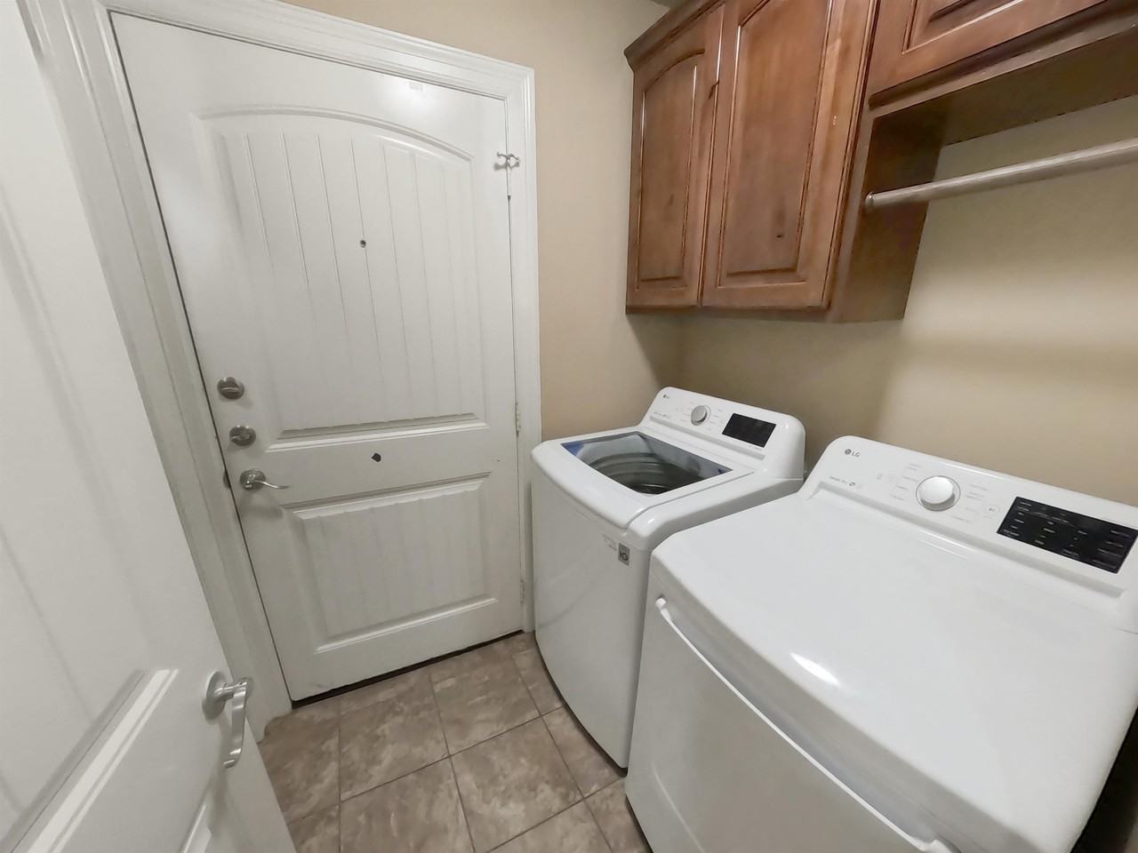 4235 Rocky Rhodes Dr #1 - Photo 7 of 17