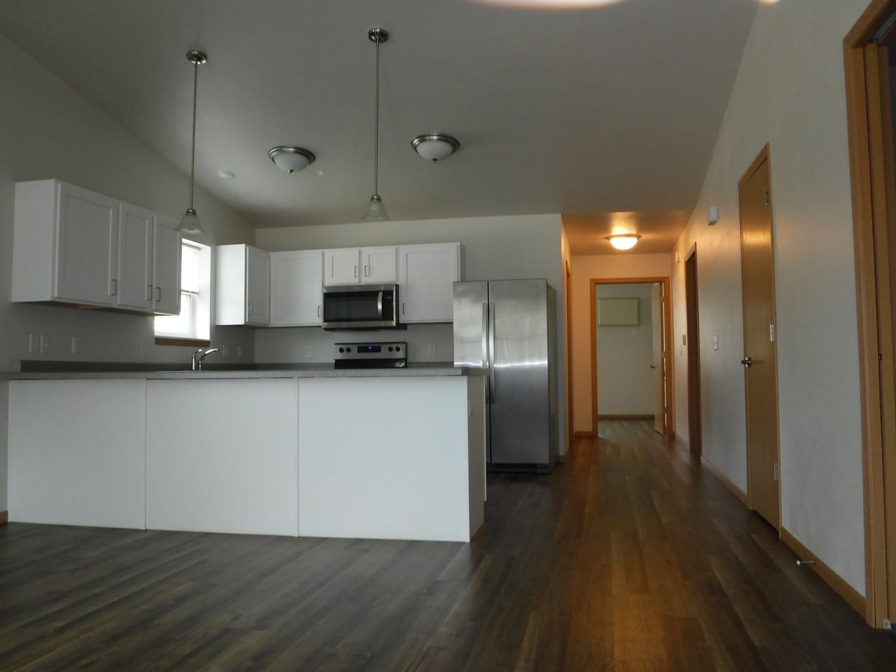 306 E Crocker St #306 - Photo 3 of 26