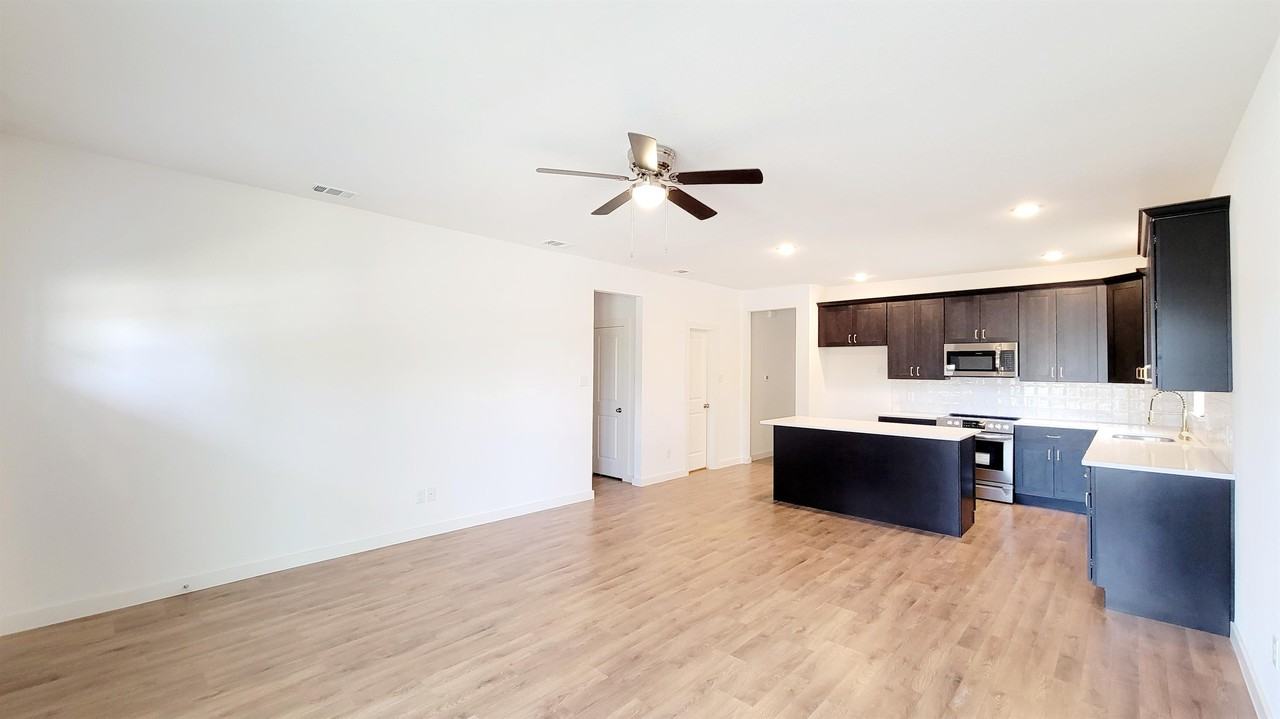 3304 Gordon Street #1 - Photo 5 of 28