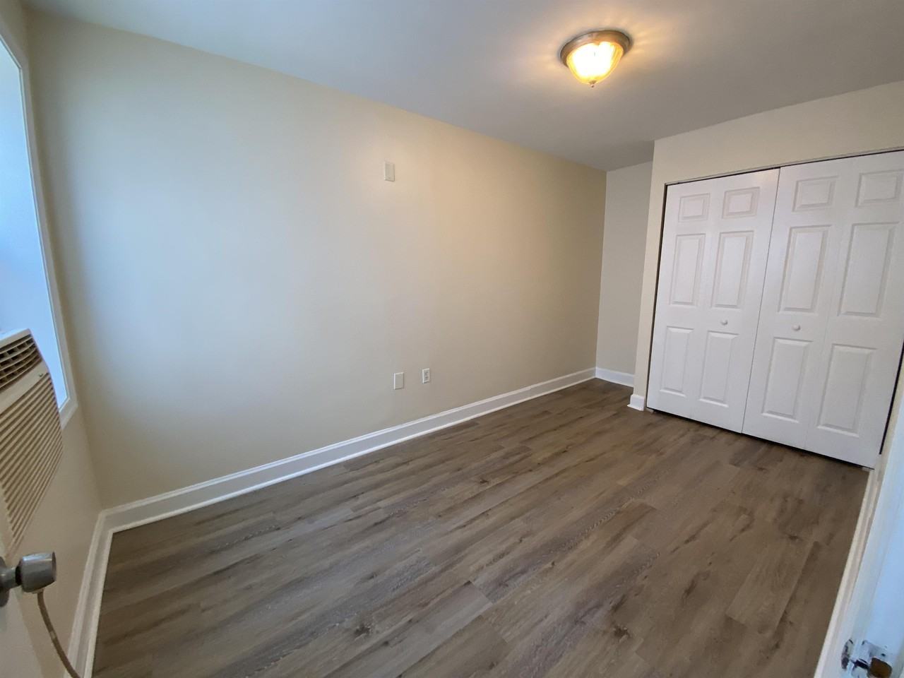 124 East 3rd Avenue - 13Unit 13 #13 - Photo 6 of 7