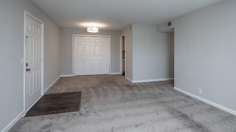 120 Watts Cir #120 - Photo 5 of 13