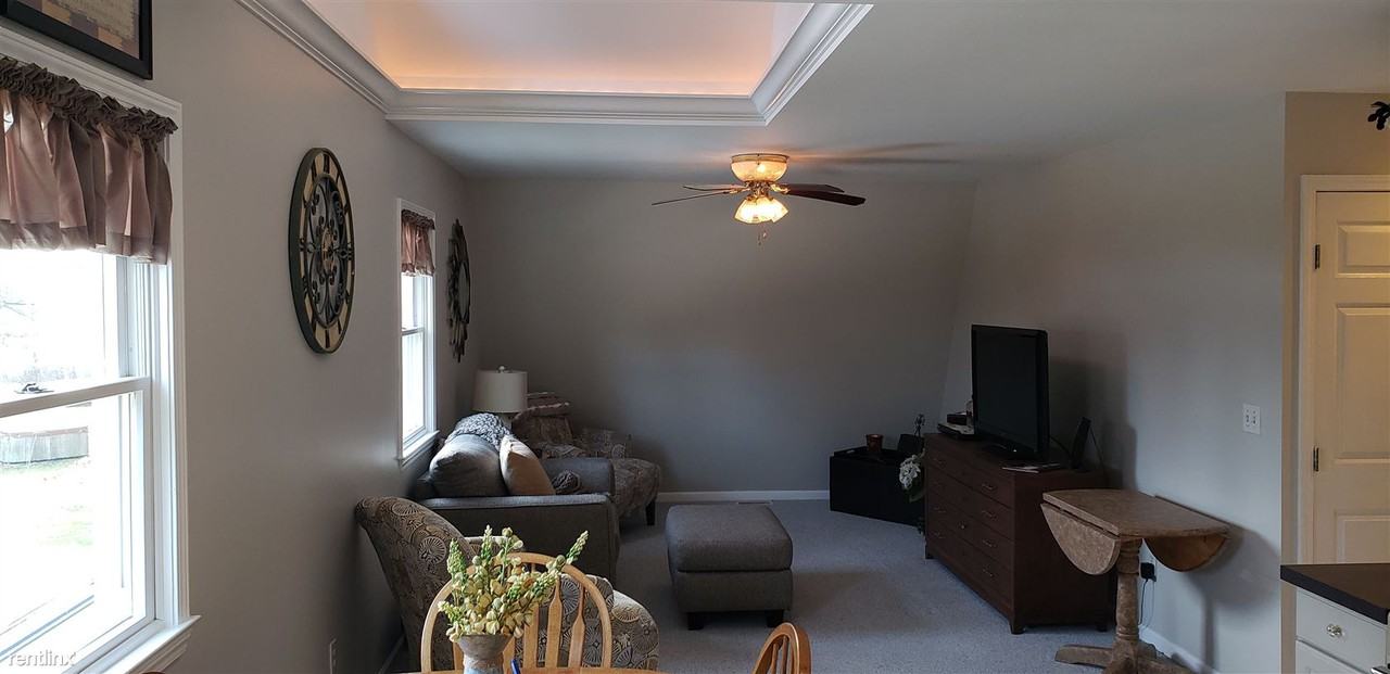 17670 Heim Rd - Photo 3 of 15