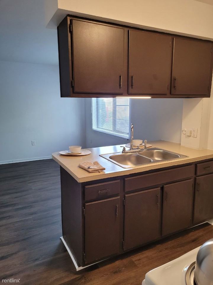 5804 Tetherwood Dr - Photo 2 of 8