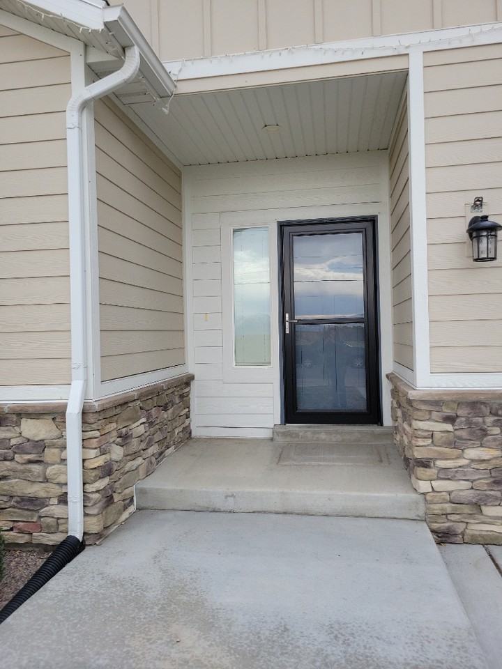 1514 W 1150 S - Photo 3 of 42