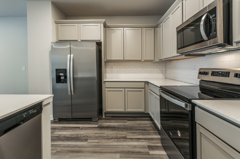 2920 Barnstormer St #2 - Photo 4 of 38