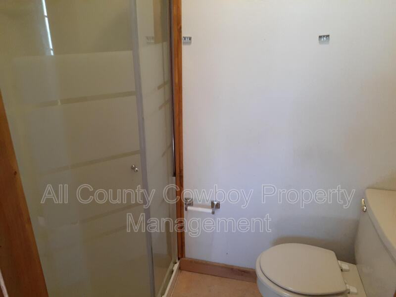 19 Cedar Ave - Photo 2 of 5