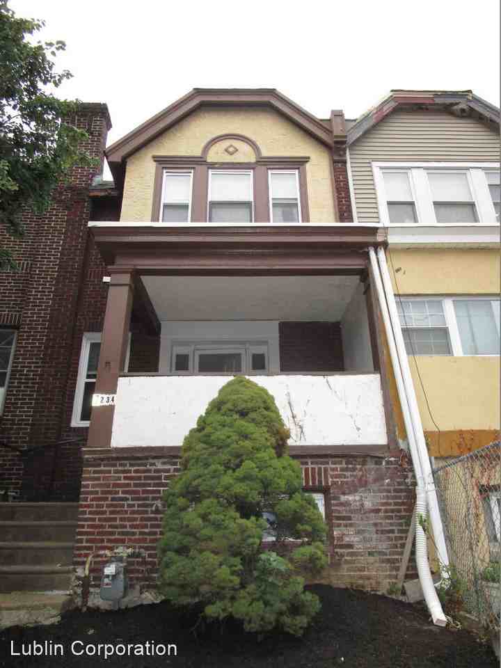 7234 Sansom St - Photo 3 of 37