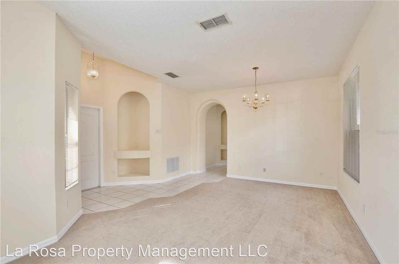 14841 Huntley Dr - Photo 3 of 21