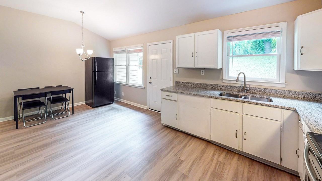 Butner Rd Sw - Photo 4 of 15