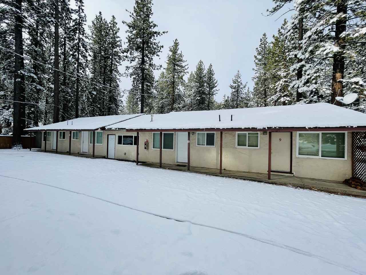 946 Modesto Ave - Photo 2 of 2