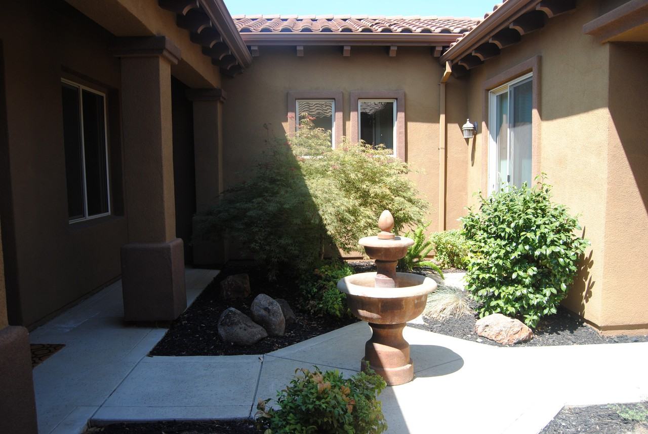 1944 Ladera Dr - Photo 2 of 15