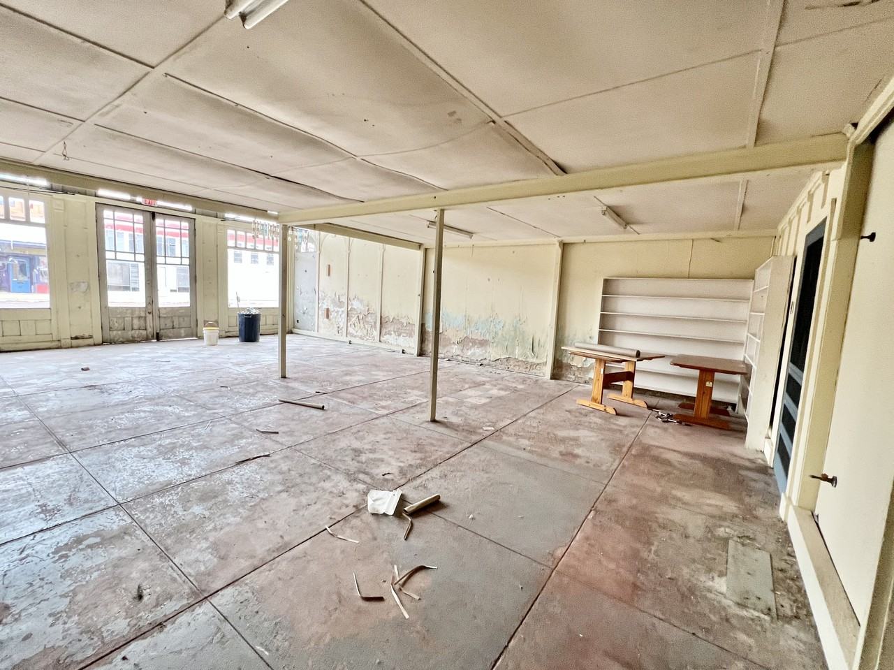 227 E Clark St - Photo 3 of 3
