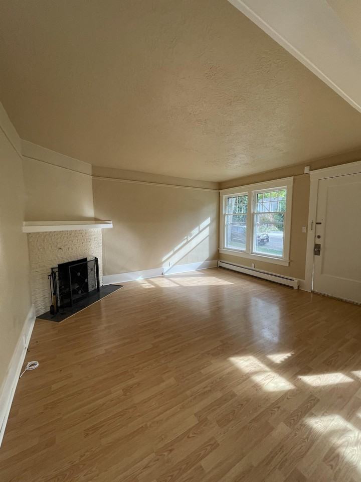 426 W Pueblo St #B - Photo 3 of 32