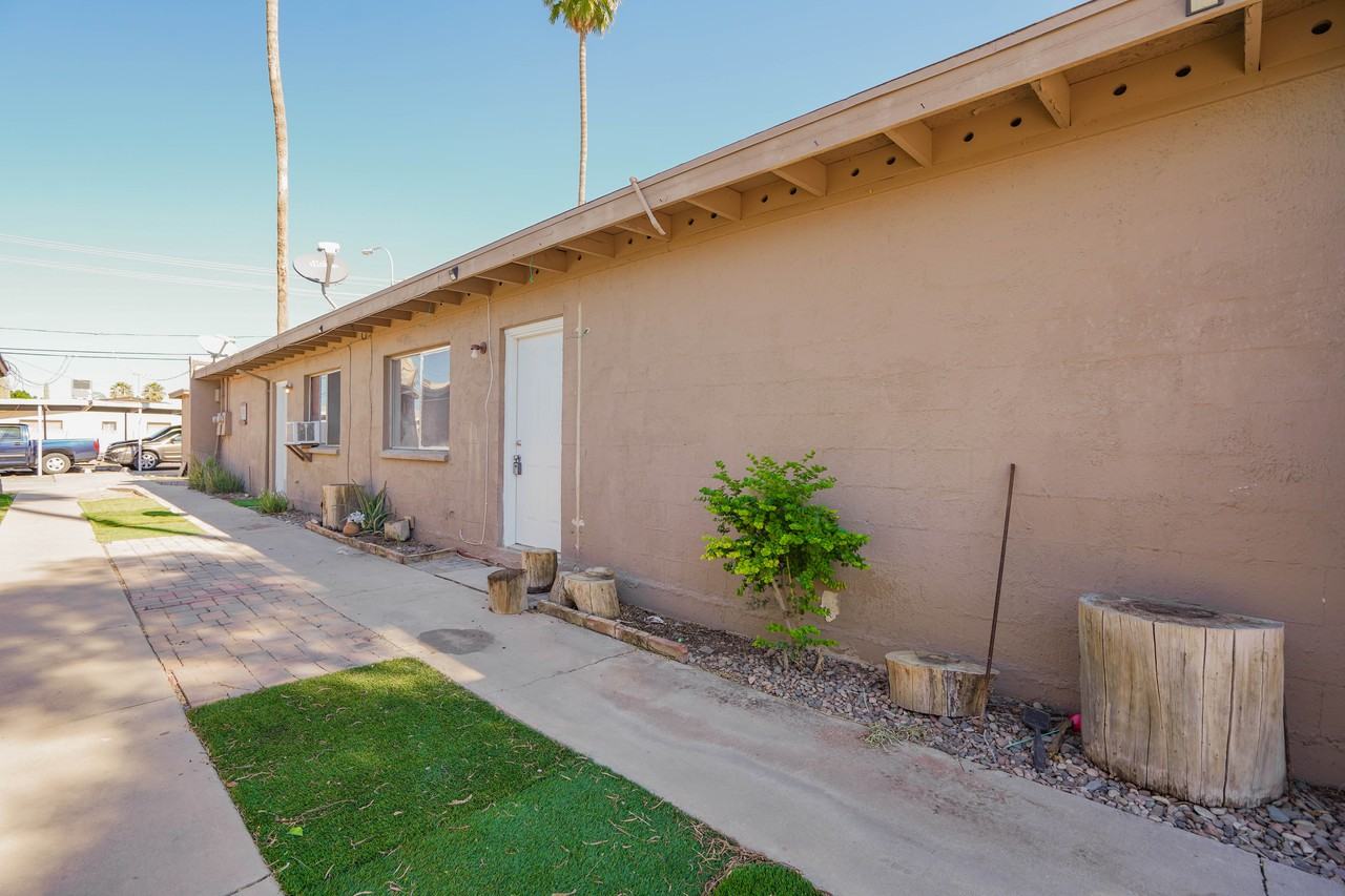 2350 E Broadway Rd - Photo 2 of 2