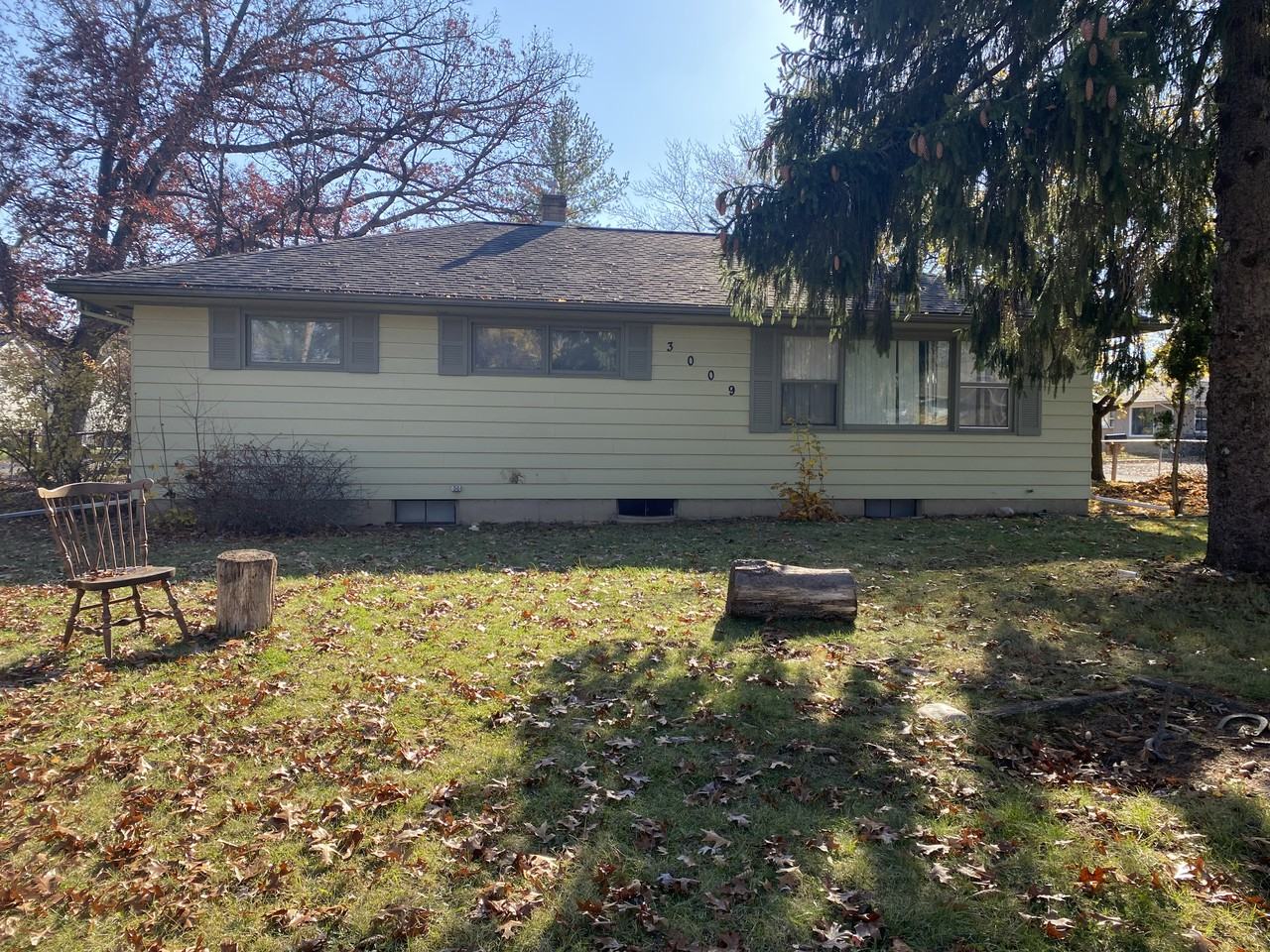 3009 W Michigan Ave - Photo 2 of 17