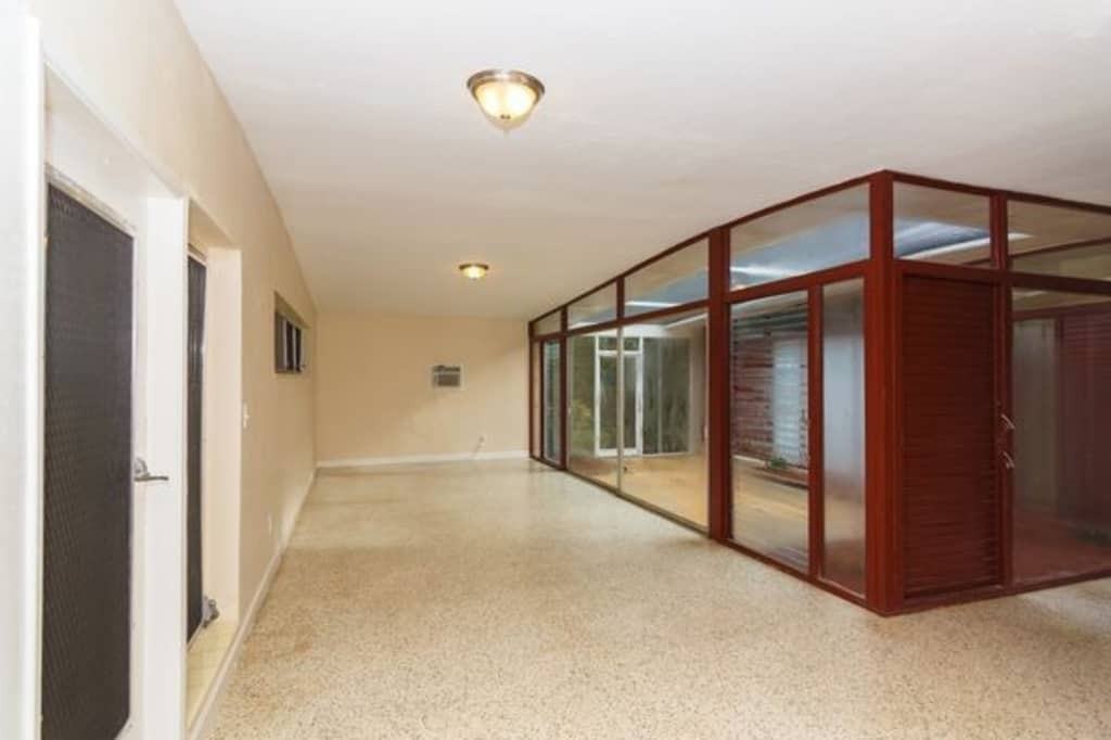 1275 Ne 150th St - Photo 3 of 9