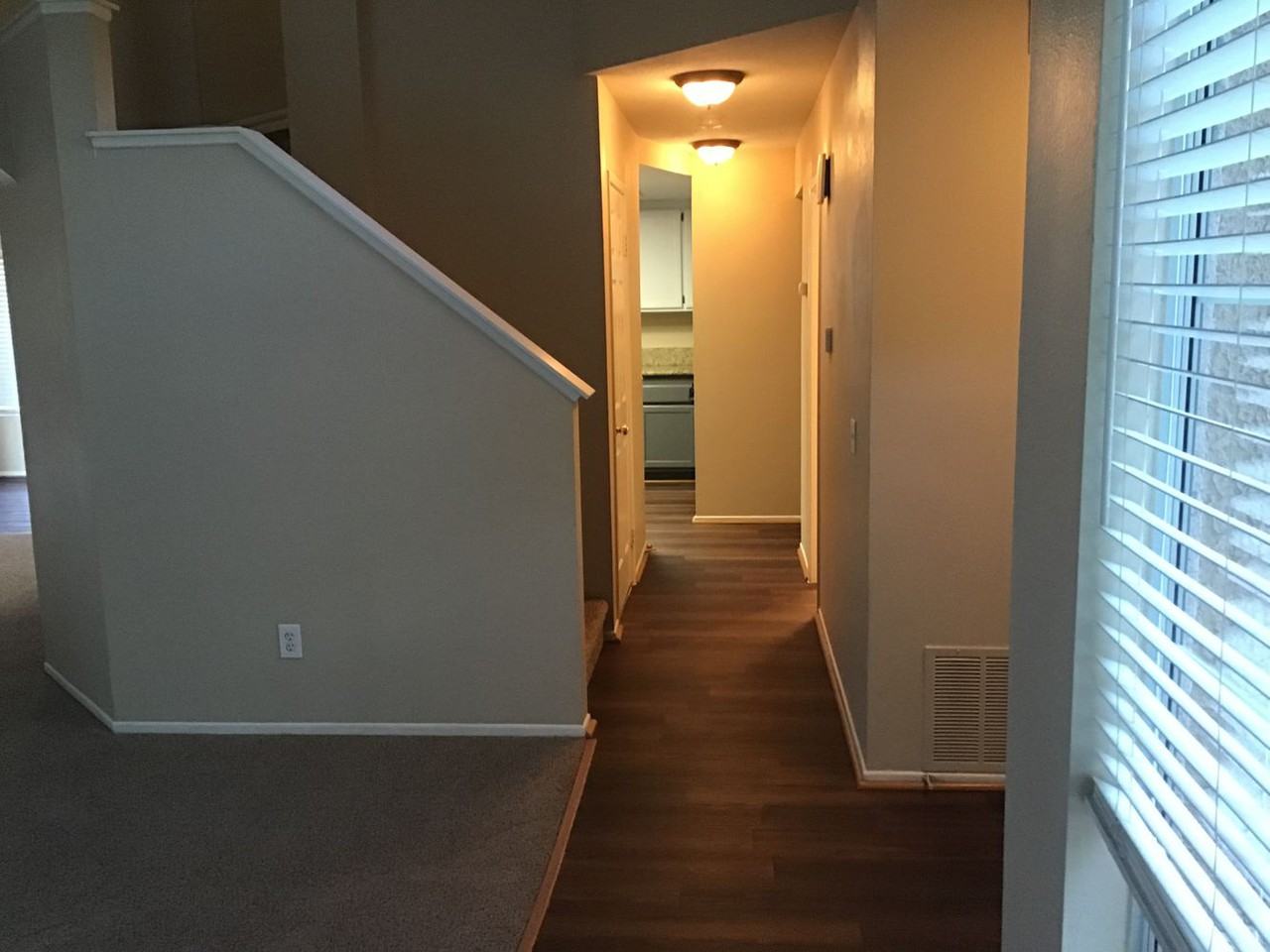 35054 Willow Springs Dr - Photo 3 of 11