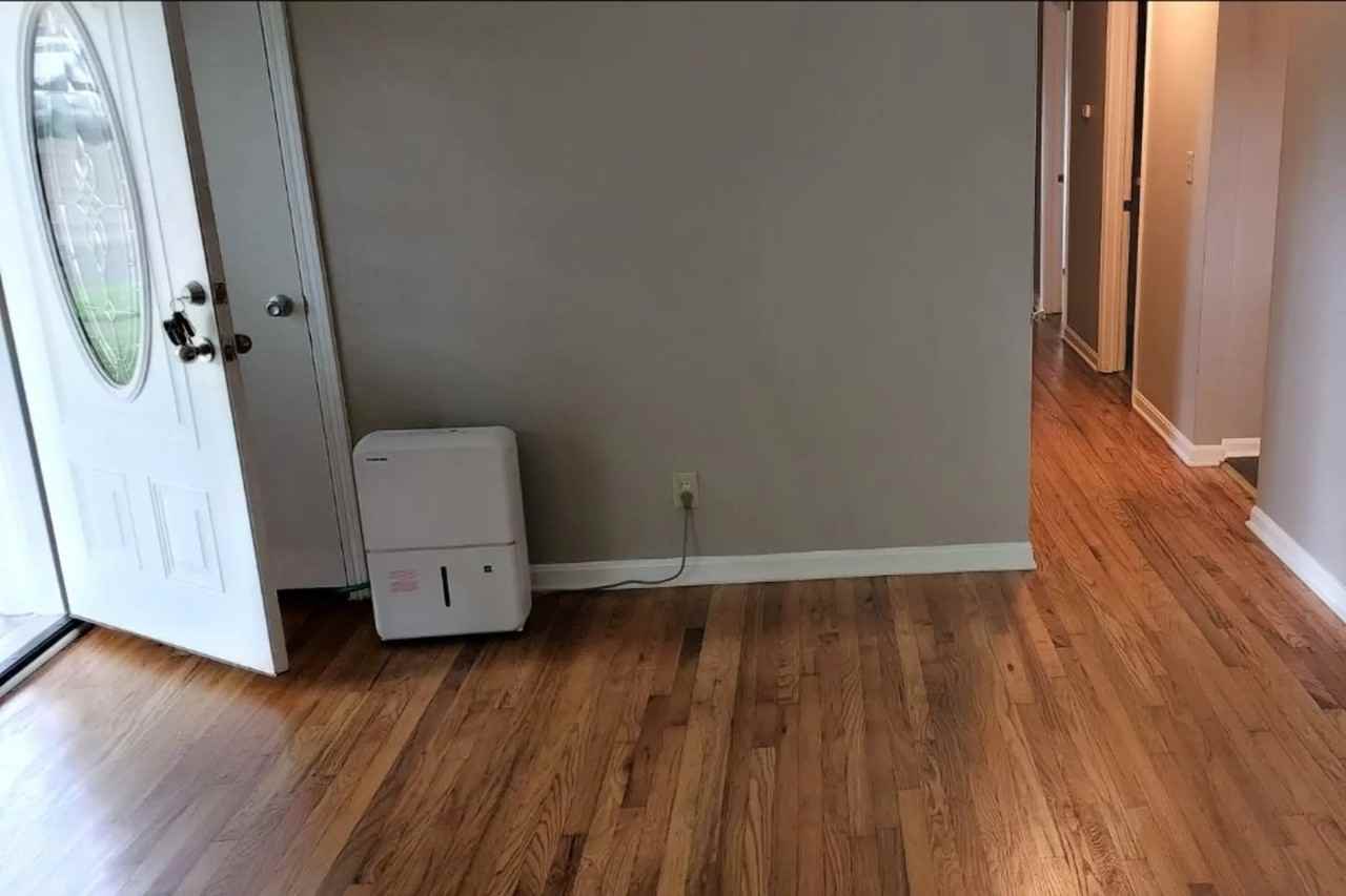 2904 Wallingford Ct - Photo 3 of 10