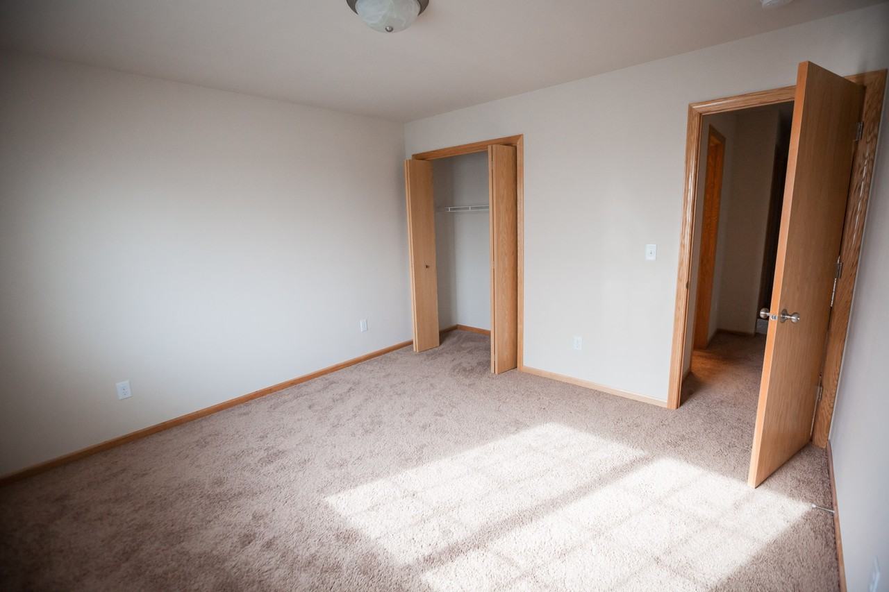 841 Orchard Street - Photo 2 of 4