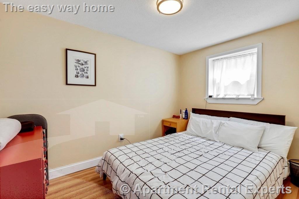 81 Summer St #2 - Photo 5 of 11