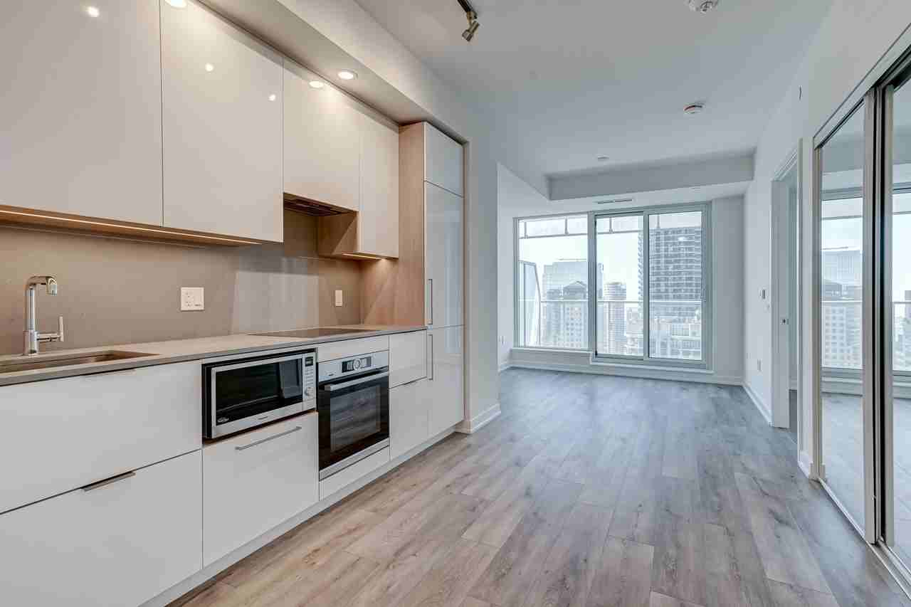 Freeland St & Queens Quay E #3103