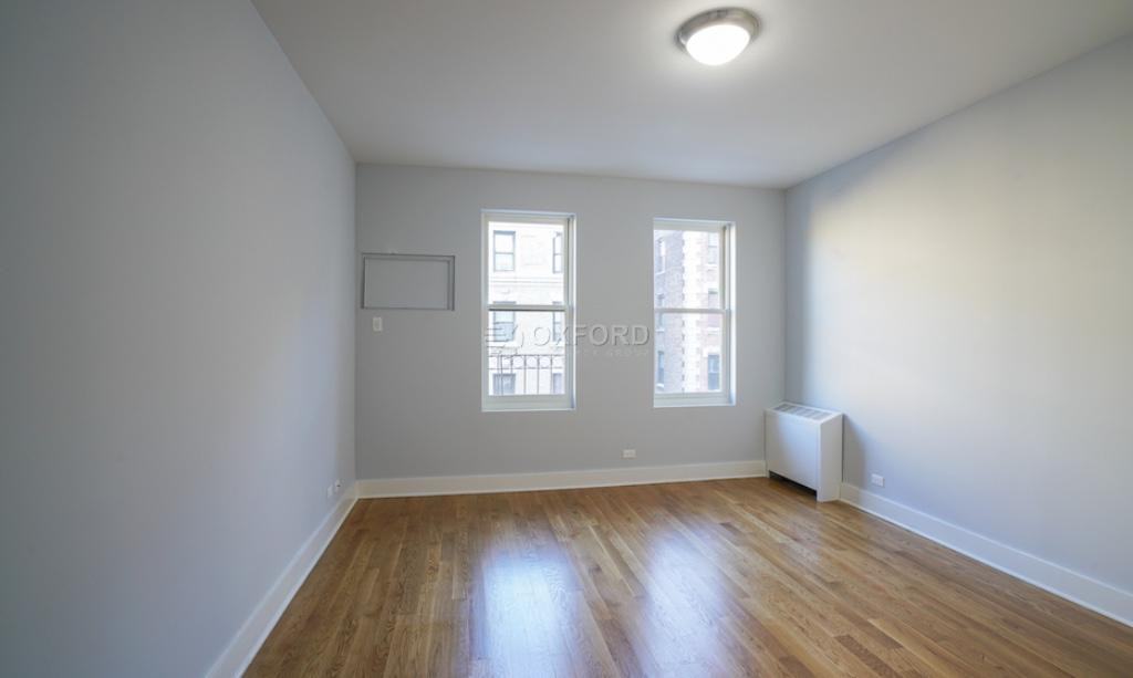 W 151st St #03E - Photo 2 of 9