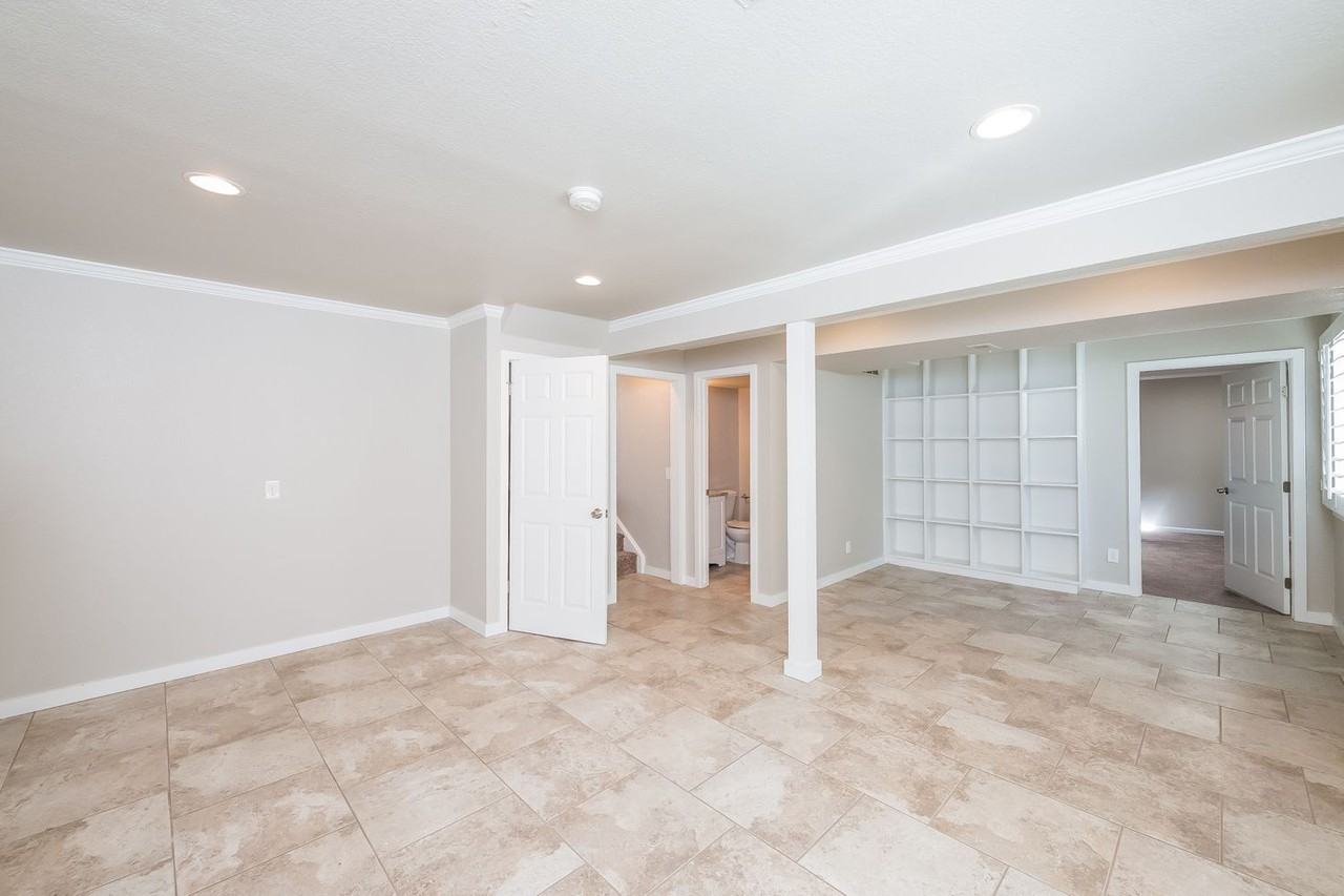 4307 S Eagle Cir - Photo 3 of 20