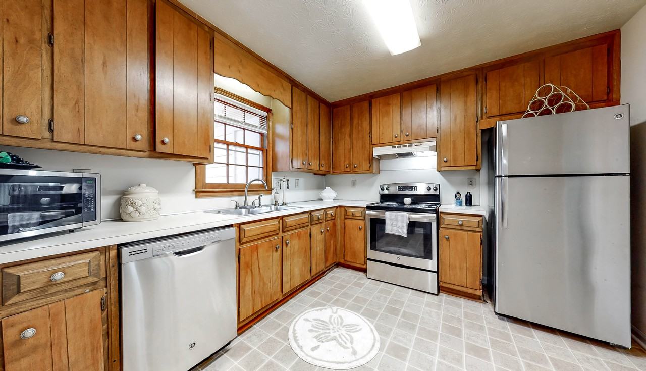 Wexford Ln - Photo 6 of 15