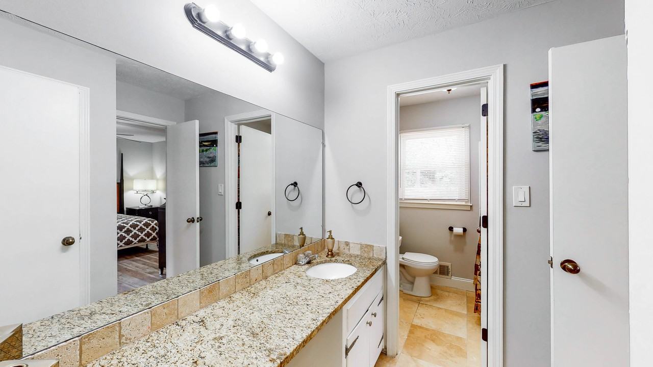 Hickory Trl - Photo 3 of 15