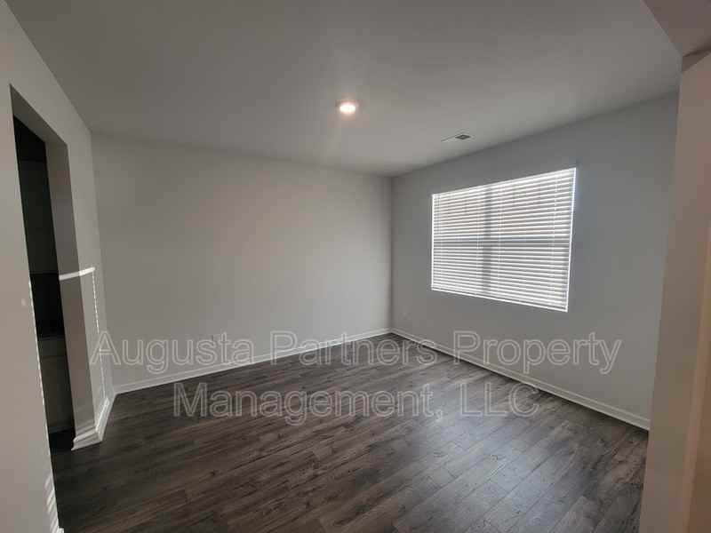 1241 Sambar Cir - Photo 3 of 28