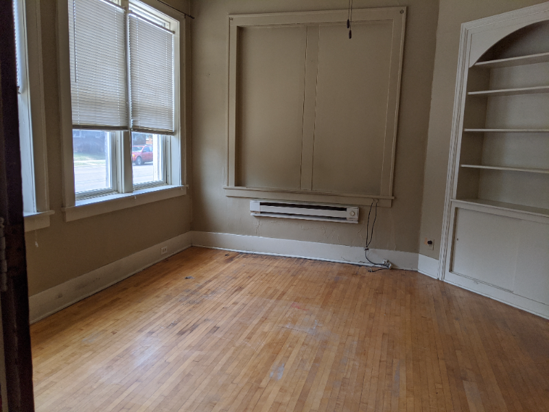 404 N Minnesota St #1 - Photo 3 of 17